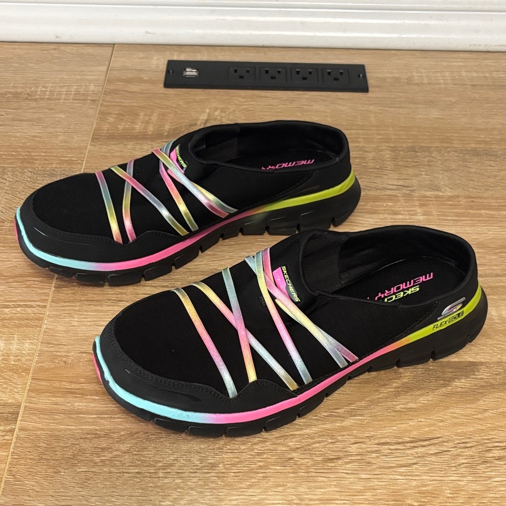 Skechers Air Streamer Size 9 Slip On Mules Memory Foam Flex Sole